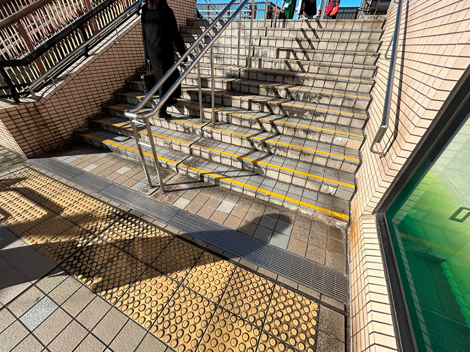 某駅ビル 工事前